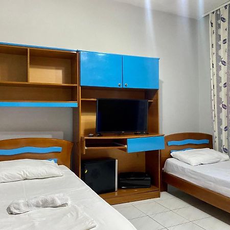 Vila 181 Sarandë エクステリア 写真